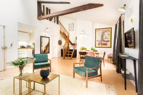 Bonne-Nouvelle Apartment | Family-Friendly Montorgueil Suite with 4-Star Comfort