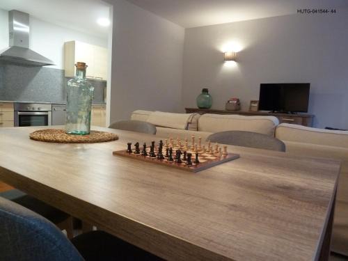Sant Pau de Seguries Apartment | Highly Rated Habitatge Turístic Cal Ferrer for Families