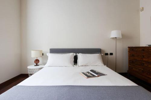 Magenta Apartment | HACCA Collection - Corso Magenta: 4-Star Family Paradise