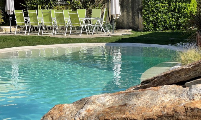 Vic-la-Gardiole Villa | Relaxing Villa with Pool & Ocean View, 5 Minutes to Beach