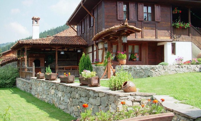 Koprivshtitsa House | Highly Rated Hadji Neikovi Guest Houses for Families