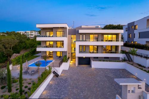 Zidarici Apartment | Experience Hadrie Resort & Villas: Oceanfront Paradise
