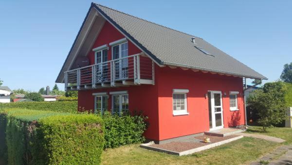 Monkebude House | Inviting Haffblick Am Mühlenberg with Breakfast & Family Amenities