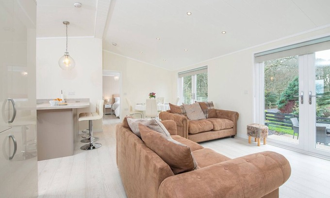 Ludchurch House | Cozy Hafod y Coed Lodge Near Narberth - Family Friendly Getaway