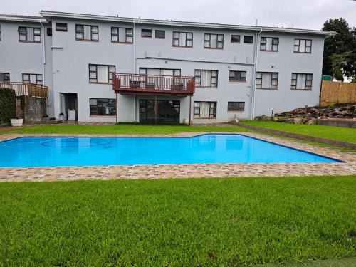 Mkhambathini Hotel | Hagar Lodge: Family-Friendly Retreat with Pool and Hot Tub