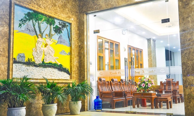 Hoang Hoa Hotel | Comfortable Stay at Hai Tien Plaza Hotel with Great Amenities