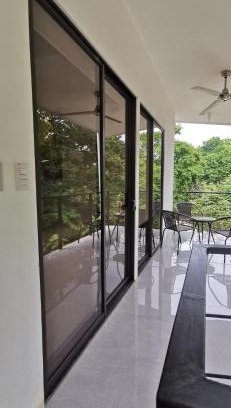 San Juanillo Apartment | Pet-Friendly Retreat at Hakuna: Guest Rated 9.4/10