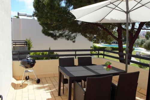 Montes de Alvor Apartment | Experience Hakuna Matata House: Oceanfront Family Retreat