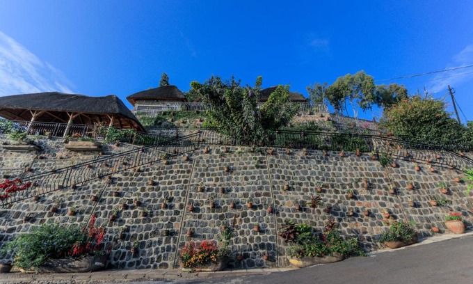 Gisenyi Cabin | Beachfront Escape at Hakuna Matata Lodge - 4-Star Retreat