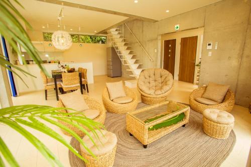 Maeda Villa | Discover HALE恩納村 Ys Casa: Family-Friendly Retreat