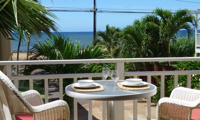 Kekaha Condo | Hale Kekaha Palms Ocean View - Breathtaking Sunsets Await
