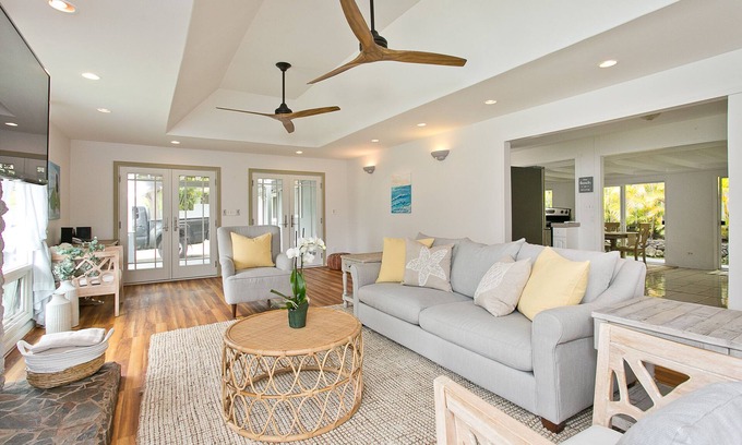 Kaneohe House | Experience Hale Maluhia: Pet-Friendly Oasis with Ocean Views