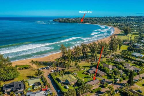 Hanalei House | Beautiful Hale Maluhia Hanalei: Oceanfront Family Retreat