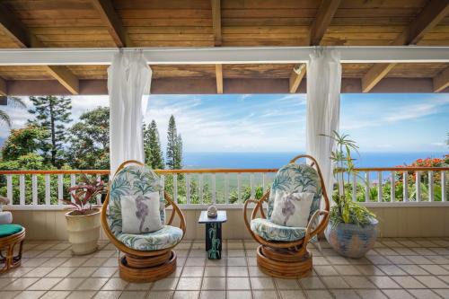 Honaunau-Napoopoo House | Family-Friendly Retreat at Hale Mauka Awaits You