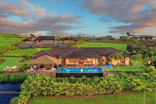 Poipu House | Discover Hale Ohia: Family-Friendly Retreat with Pool