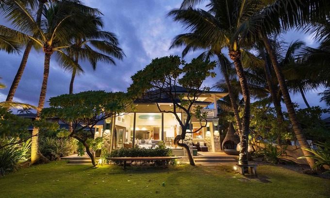 Kailua Villa | Hale Oli Oli by Cuvee | Ocean Front