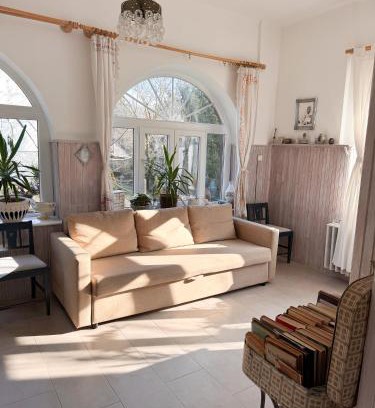 Sirok Apartment | Modern Halháza Erdészlak Apartman: Pet-Friendly Retreat