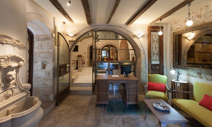 Old Town Rethymnon Hotel | Eco-Friendly Retreat at Hamam Oriental Suites - Guest Rated 9.8
