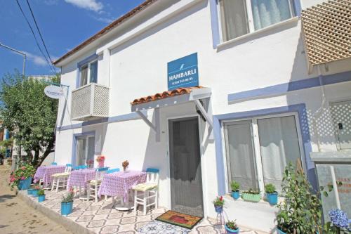 Bozcaada Hotel | Budget-Friendly Stay at Hambarlı Otel - Rated 8/10 by Guests