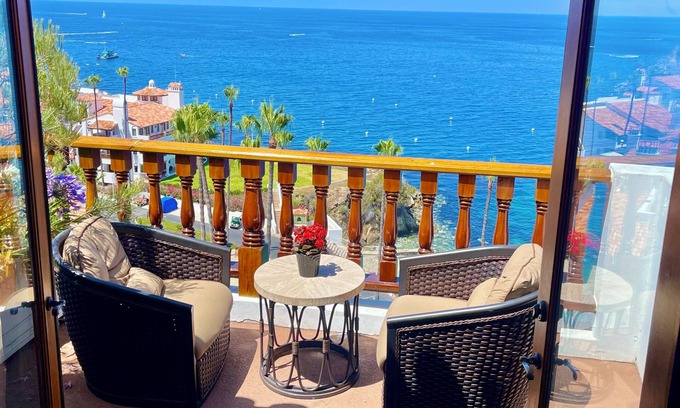 Avalon Villa | Oceanfront Hamilton Cove Villa with Breathtaking Views