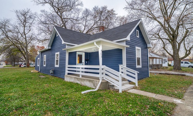 Fortville House | Hamilton Hideaway