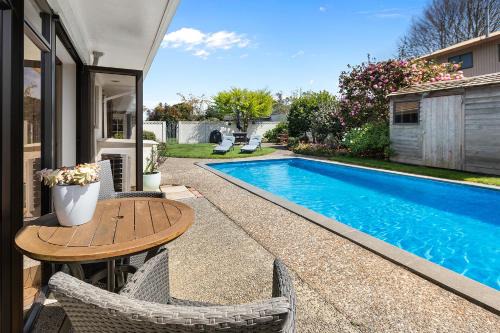 Hamilton Villa | Cozy 4-Bedroom Retreat with Pool & Sky Sports Access