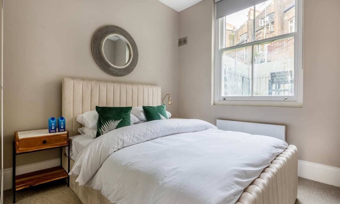Hampstead Condo | Bright & Cheerful Retreat in Hampstead Village - Family Friendly