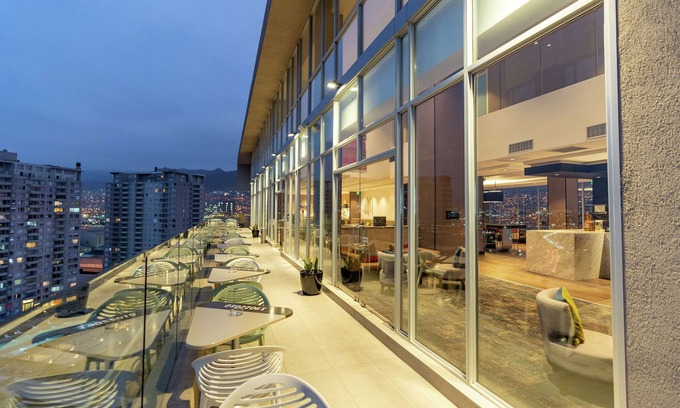 Antofagasta Hotel | Accessible Comfort at Hampton by Hilton Antofagasta