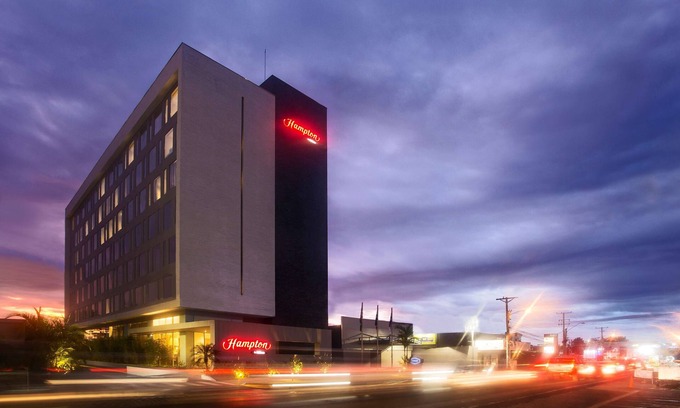 David Hotel | Top-Rated Hampton by Hilton David with Spa & Breakfast