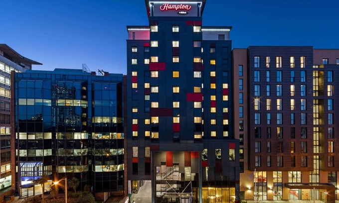 Fairfield Hotel | Discover Hampton by Hilton London Croydon with Key Amenities