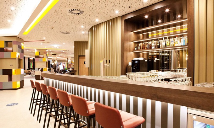 Hallbergmoos Hotel | Eco-Friendly Comfort at Hampton by Hilton Munich Airport South