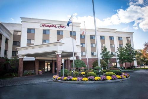 McKownville Hotel | Discover Comfort at Hampton Inn Albany-Western Ave