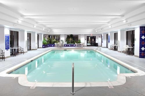 Asheboro Hotel | Comfortable Stay at Hampton Inn Asheboro with Pool & Hot Tub