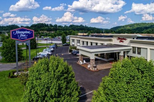Cannonsburg Hotel | Comfortable Stay at Hampton Inn Ashland with Great Amenities