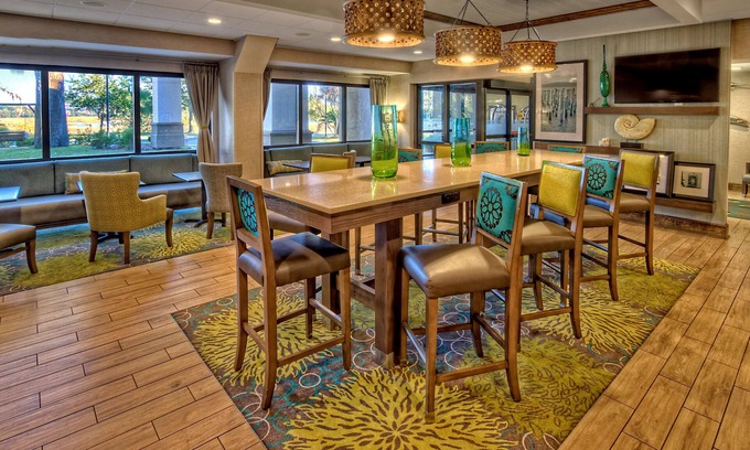 Polk Village Hotel | Comfortable Stay at Hampton Inn Beaufort with Pool & Breakfast