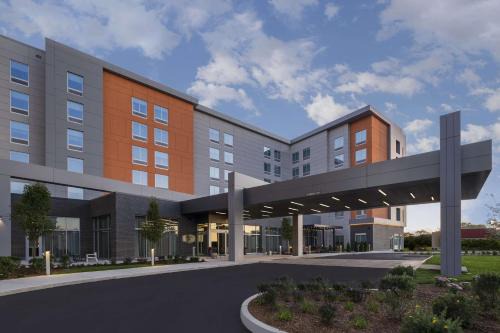 Woburn Hotel | Top-Rated Hampton Inn Boston Woburn with Pool & Pet-Friendly