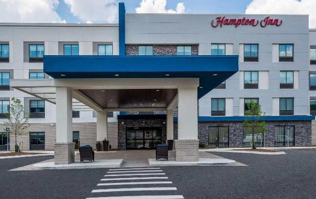 Southfield Hotel | Highly Rated Hampton Inn by Hilton Southfield with Pool