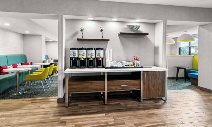 Dayton Hotel | Comfortable Hampton Inn by Hilton Dayton South - Rated 8.6