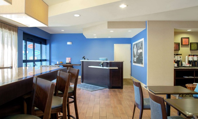 Merrillville Hotel | Inviting Stay at Hampton Inn by Hilton Merrillville