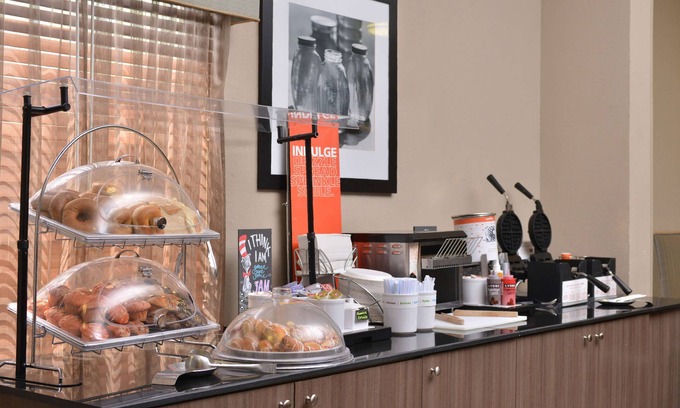 Southwest Orlando Hotel | Prime Location: Hampton Inn Near Universal Orlando