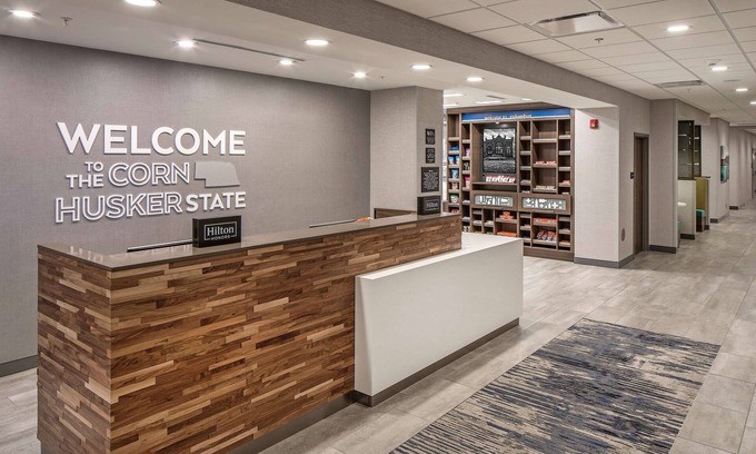 Columbus Hotel | Discover Comfort at Hampton Inn Columbus NE - Rated 9.2