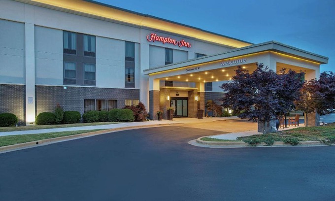 Cullman Hotel | Guest Rated 8.8: Hampton Inn Cullman with Pool Access