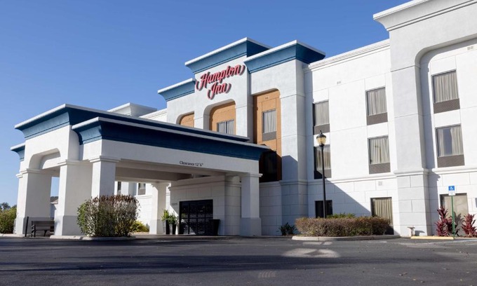 Dade City Hotel | Inviting Hampton Inn Dade City - Zephyr Hills with Pool