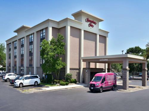 Greater South Side Hotel | Convenient Stay at Hampton Inn Des Moines-Airport