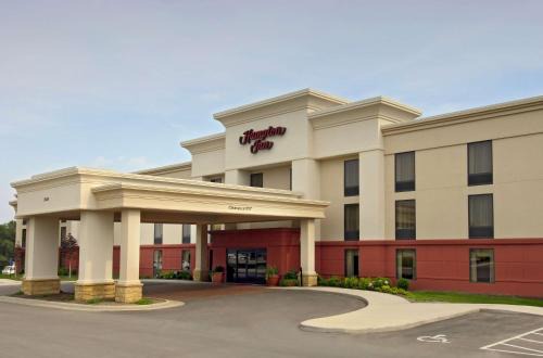 Dubuque Hotel | Discover Hampton Inn Dubuque: Family-Friendly & Relaxing Stay