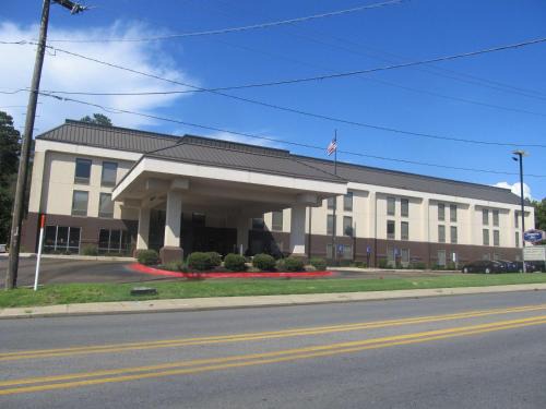 El Dorado Hotel | Experience Comfort at Hampton Inn El Dorado with Ocean Views