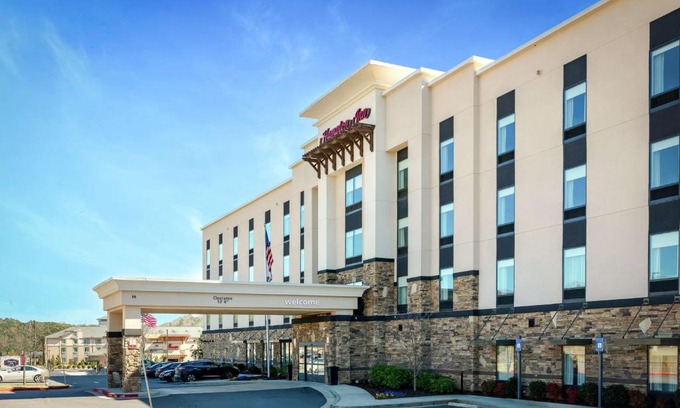 Emerson Hotel | Discover Hampton Inn Emerson - Lakepoint, GA: Family-Friendly Stay