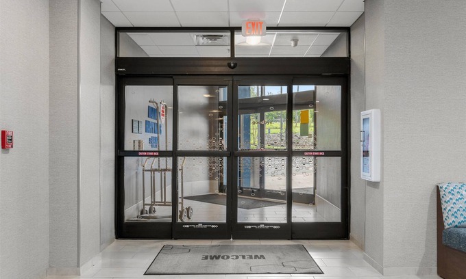 Front Royal Hotel | Discover Hampton Inn Front Royal: Family-Friendly Retreat