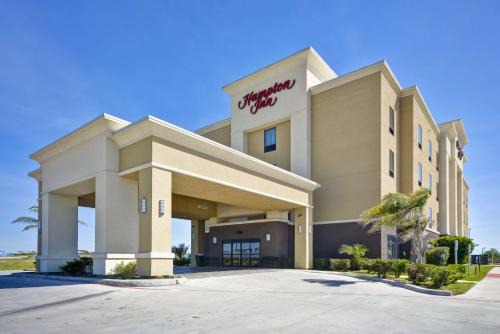 Kenedy Hotel | Discover Comfort at Hampton Inn Kenedy - Rated 8.5/10
