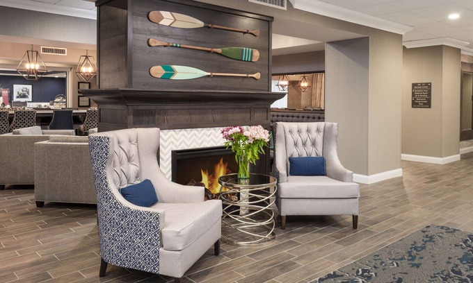 West Kennebunk Hotel | Exceptional Stay at Hampton Inn Kennebunk with Pool & Dining